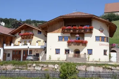 Image de Vacances à la campagne, appartement dans un endroit calme et ensoleillé avec vue sur la montagne
