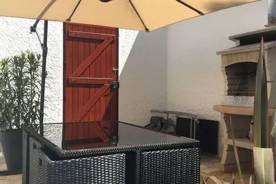 Image de Maison de charme au cœur de la Palmyre proche centre ville et plage.