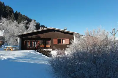 Image de Chalet de 150 m2, idéal pour 3 familles avec enfants, à 500 mètres des pistes
