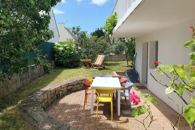 Image de Charmant appartement Ă 100m de la mer avec terrasse, jardin et parking privatifs