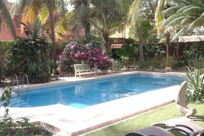 Image de Villa de caractère avec grande piscine privée et magnifique jardin tropical