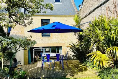 Image de Maison de charme en Normandie à 500m des plages du débarquement avec cheminée