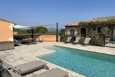 Image de Country cottage with swimming pool, for 8 people, fully equipped