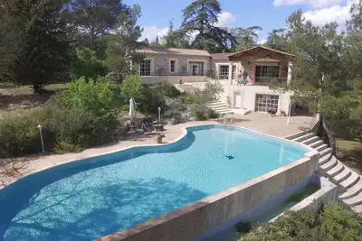 Image de Maison de caractère climatisée  sur 6 hectares clôturées, piscine chauffée