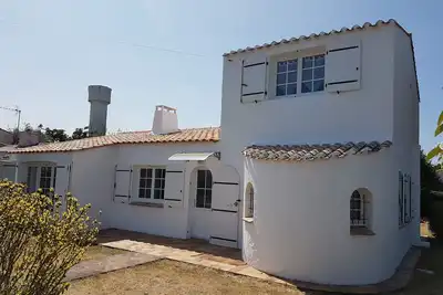 Image de Location Maison 11 Personnes Sur L'ile De Noirmoutier Ă 800m De La Plage