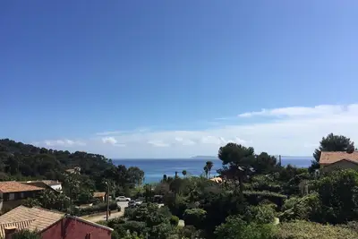 Image de Mazet avec superbe vue mer et magnifique terrasse - 500 m plage