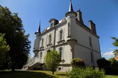Image de Belle demeure confortable, 6 chambres, billard, wifi, grands jardins