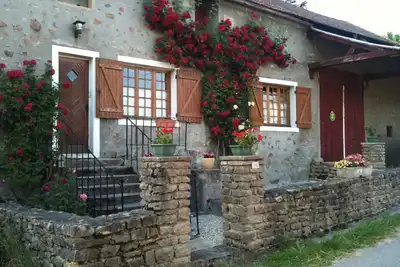 Image de Maison de campagne au calme, terrain clos, dans le Parc du Morvan, idéal couple
