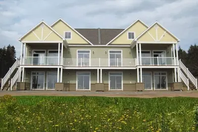 Image de Cape Breton Island Luxury Condo 8 personnes Condo 1