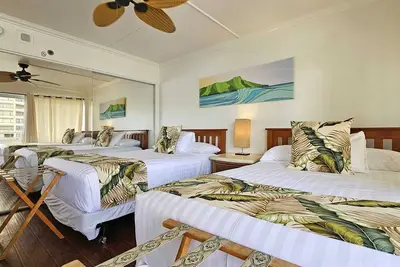 Image de Ilikai 1721 Vues Ville / Montagne Lit King Size, Canapé-lit À La Plage De Waikiki