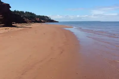 Nouveau chalet privé, central, face à la mer - Cabot Beach - Ac - Wifi