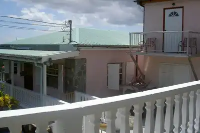 Image de Expérience St. John - style local: propre, confortable et abordable! ! !