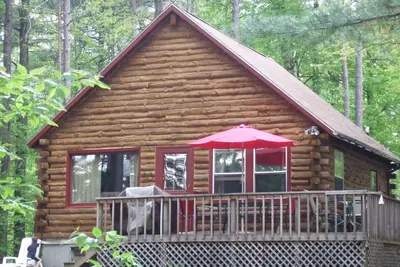 Image de Lakeside Log Cabin W / Sandy Beach et Docks! 6-8
