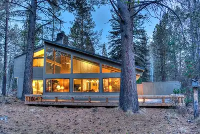 Image de Maison de vacances Sunriver-8 Sharc Passes-Billard-5e Fairway-Sleeps 14-4 Bdrms +