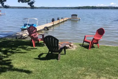 Image de Animaux Et la famille sur le lac près de Gun State Park, restaraunts et casino.