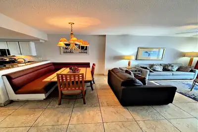 Image de Cocktails & Dreams - Wyndham Ocean Walk Resort Daytona 2 Br Oceanfront / 2226