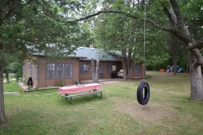 Image de Maison de vacances de trois ours propriété sur le lac vert Wi