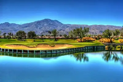 Image de Pga West Stadium 4th Tee Villa. Stagecoach, Coachella, Career Builder. 6 couchages