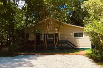 Image de 4 Br sur Calme Cul-de-Sac près de la plage 696 Collins Ct. Bethany Beach