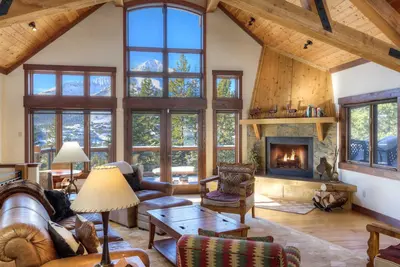 Image de Chalet de luxe - Ski in Ski Out Access - Vues incroyables!