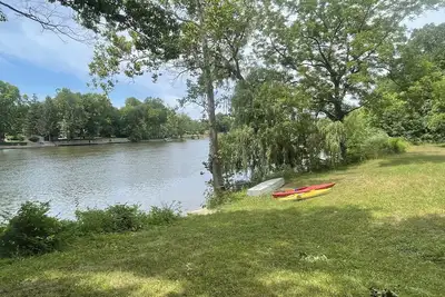 Image de Nature All Around - Rivière isolée mais proche de tout!