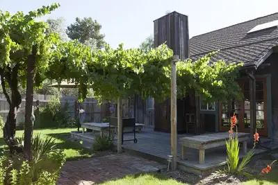 Image de Élégance rustique à Los Olivos