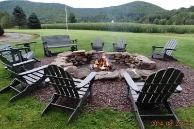 Image de Des Temps Inoubliables. . . 500+ Acres, 3/4 Mille Sur Pine Creek!