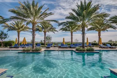 Image de Communauté privée, magnifique et la mieux notée d'Encanterra Golf Resort
