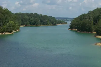 Image de Hide-A-Way avec vue, 2 chambres, 2 bains, Lakefront Cabin