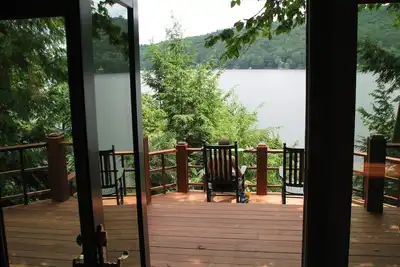 Image de Détente au bord du lac (lac Morey), des camps près de Dartmouth et