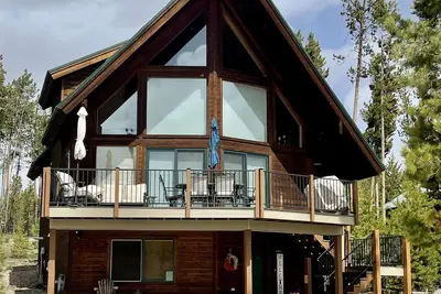 Image de Cabine multifamiliale exquise 'The Grand Retreat'