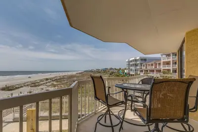 Image de Villa face au front de mer 'Flamingo Sunset' sur les plages de Charleston ~~ Accès le plus facile à la plage et à la piscine ~ * Crédit Gratuit pour Beach Gear avec de nouvelles réservations! *