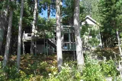 Image de Grande Harbor Springs Lakefront maison parfaite pour All Seasons