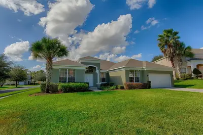 Image de Le plus grand 5 location de chambre à coucher dans Emerald Island Resort près de Disney World (3 mi à Disney)