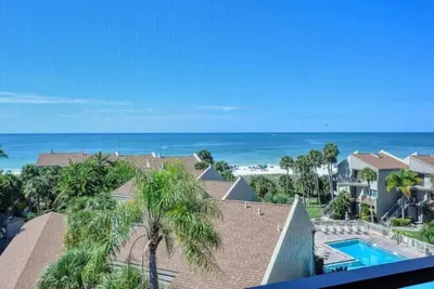 Image de Buttonwood 462 - Condo 3 chambres avec plage privée avec chaises longues et parasol fourni, 2 piscines, centre de fitness et courts de tennis.