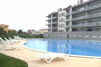 Image de Pérola do Oeste - T1 avec piscine à 3 min à pied de la plage