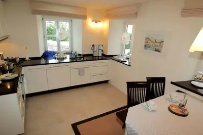 Image de Ferienhaus bis 6 Personen, 120 qm, 2 separate Schlafzimmer, Schlafsofa