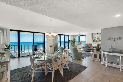 Image de 2bdr / 2bth! Le Plus Grand Floorplan! Chaises De Plage Gratuites! Tarifs d'��té restants réduits! !