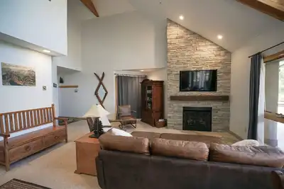 Image de Super endroit! Mountain Village Core 3 Condo Condo, Marches de la télécabine, Ascenseurs