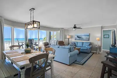 Image de Tour 2-101, 3Bdr / 3Bath, étage bas, belle unité! ! ! 11 couchages! ! Chaises De Plage Gratuites! !