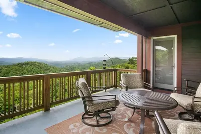 Image de Grand Oaks Rx3 / Près des attractions de High Country / Complexe fermé / Piscines / Vues sur les montagnes - 10% de remise de dernière minute - remise incluse dans le devis en ligne