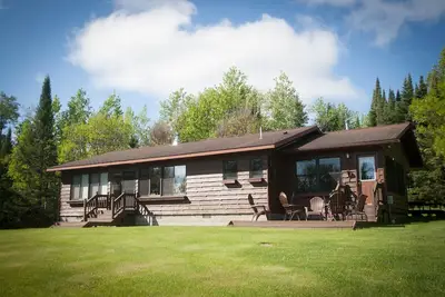 Image de Camp de poissons de Bayside et retraite familiale - 1, 5 acres