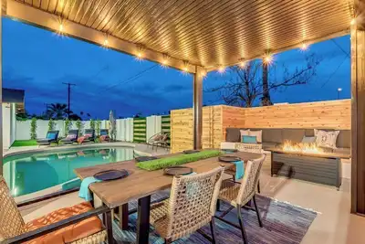 Image de Luxe Old Town Scottsdale! Piscine chauffée et jacuzzi