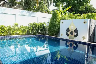 Image de Haute Luxury Brand New 4 Chambres Villa