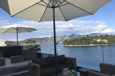 Image de Une villa de luxe sereine et isolée dans le pittoresque village tranquille de Racisce