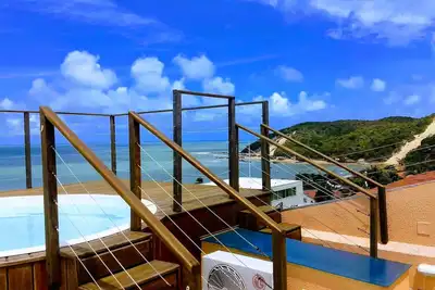 Image de Confort et sécurité pour votre famille / amis avec vue sur le Morro do Careca!