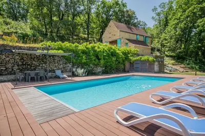 Image de Belle demeure avec piscine privée à Lavercantière