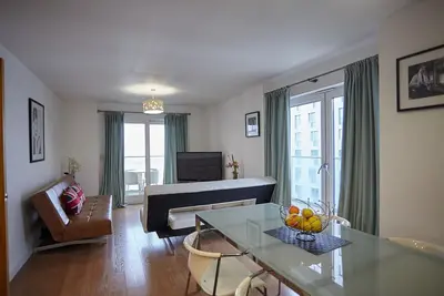 Appartement familial de trois chambres à coucher O2, Excel R0131