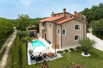 Image de Splendide Villa à Vižinada avec Jacuzzi