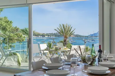 Appartement Casinet - Bel appartement au 2ème étage, front de mer à Puerto Pollensa